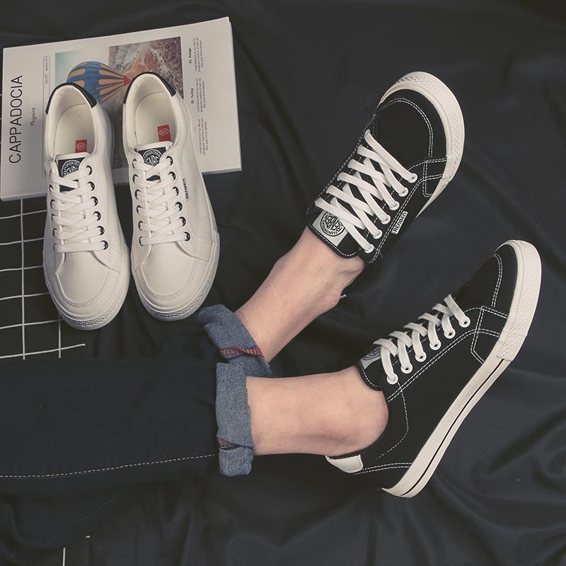 Versatile low-top canvas trendy men's shoes casual sports board shoes 2025 new spring trendy shoes men's black cloth shoes