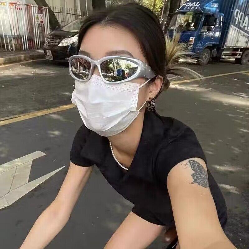 New Punk Y2K Sunglasses Women Goggle Luxury Brand Square Sun Glasses 2000'S Shades Eyewear UV400 Female Designer Eyeglasses