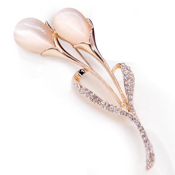 Elegant Luxury Brooch: Versatile and Exquisite Pin for Suit Jackets - Japanese and Korean Inspired Design