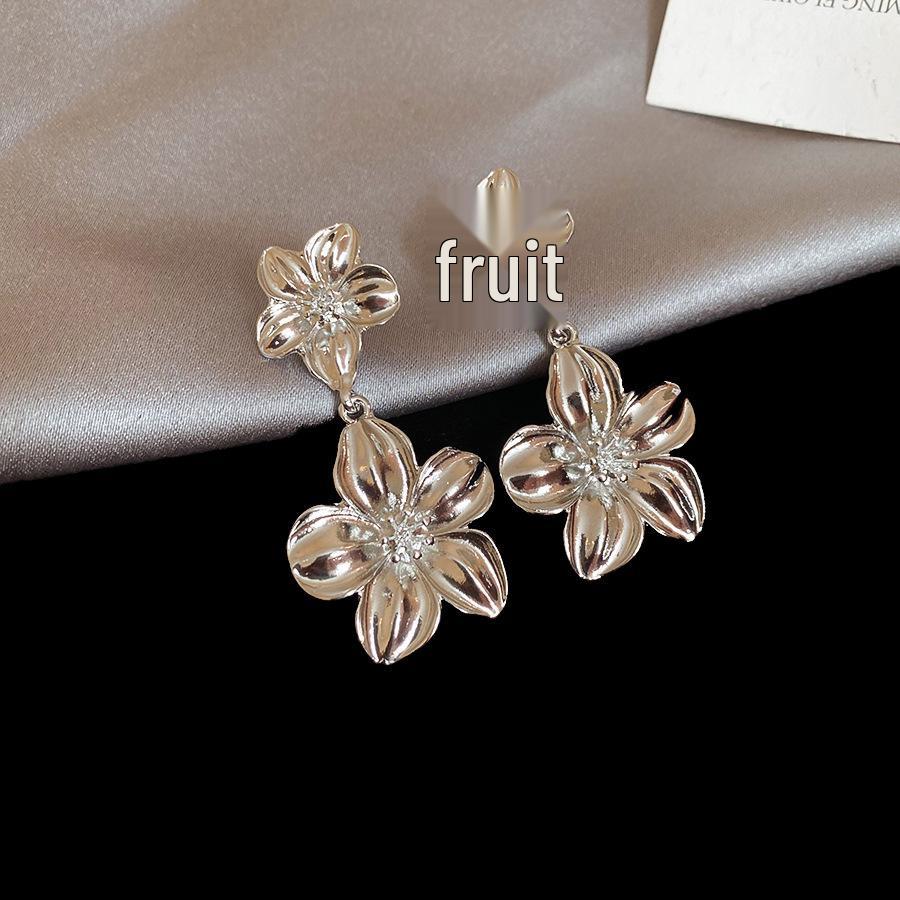 High-End European & American Metal Oval Earrings and Necklace Set - Simple Clavicle Chain for Women