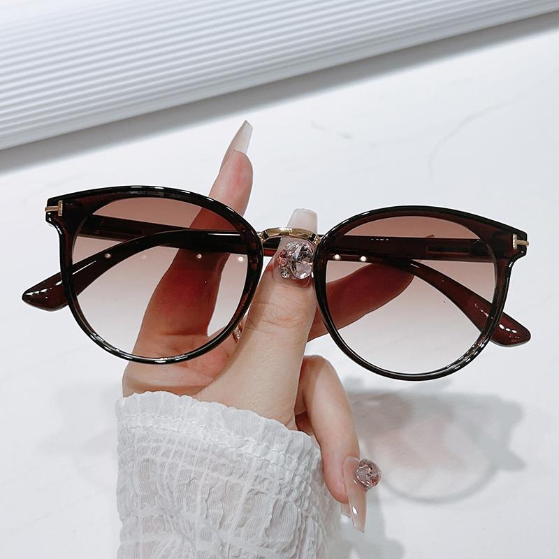 1Pc Women s Cat Eye Sunglasses Vintage Butterfly Sunglasses Ladies Fashion Hiking Sunglasses Holiday Gift, Daily Casual