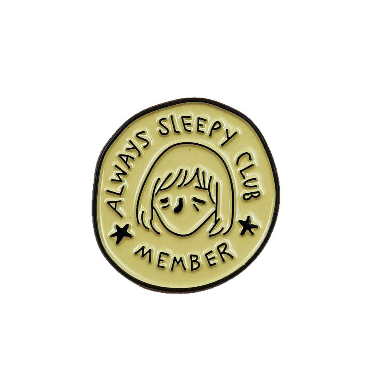 Cartoon Girl Avatar Brooch: Creative, Irregular Backpack Decoration for Students