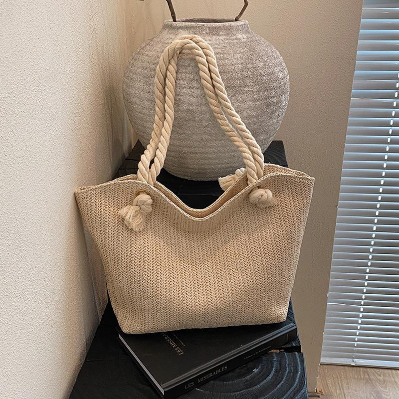 

Straw bag women s 2025 new summer bag simple fashion shoulder bag niche versatile women s bag niche premium