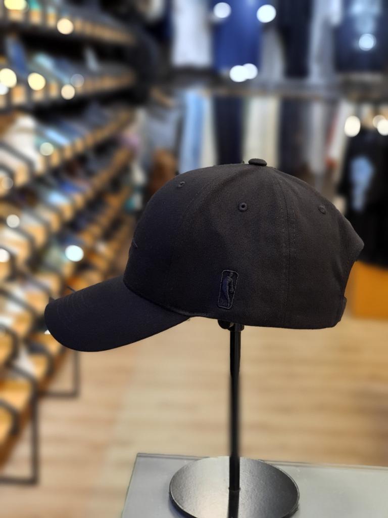 NBA Unisex ATL One-Point Artwork Overcap Hard Ball Cap N245AP441P (97)