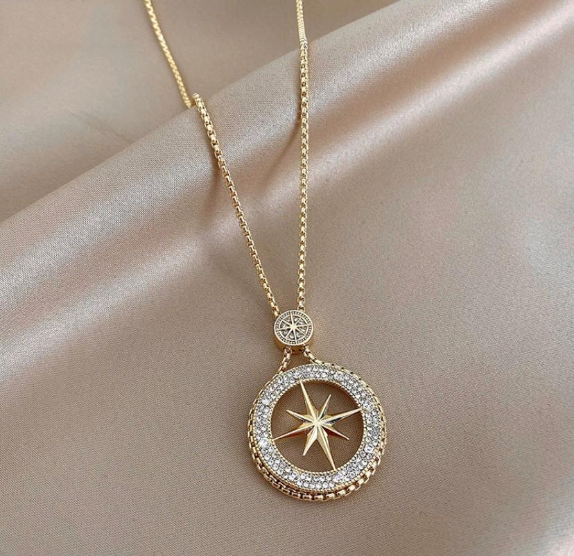 Elegant Winter Luxury Accessory Women's Trendy Sparkling Octagram Star Pendant Necklace Link Chain Long Layering Alloy Jewelry