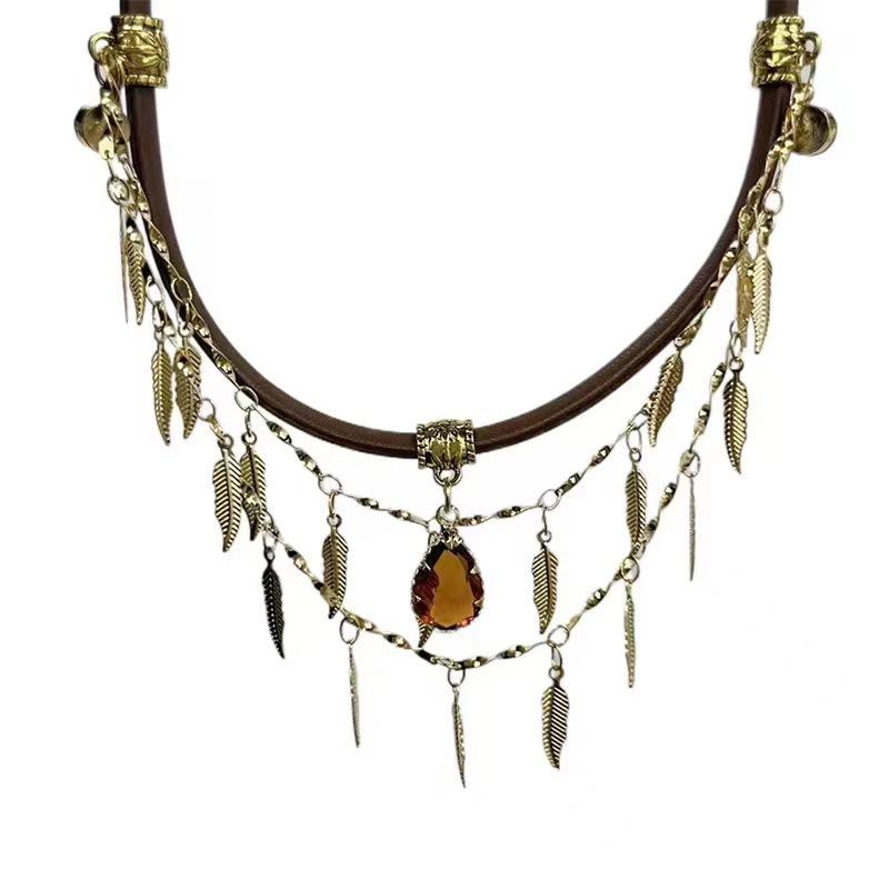 

Maillard style leather chain water drop fringed necklace sweet cool niche double-layer collarbone chain female choker neck chain tide