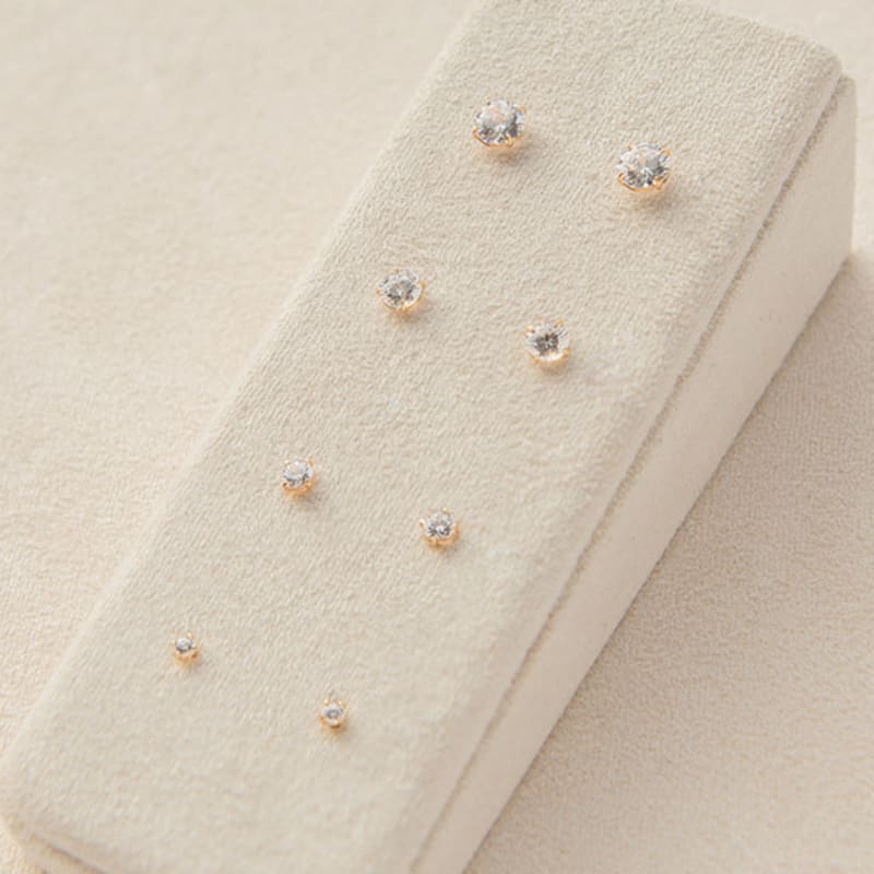 LUNNE 14k Simple Cubic Earrings (14k Gold) #ES01