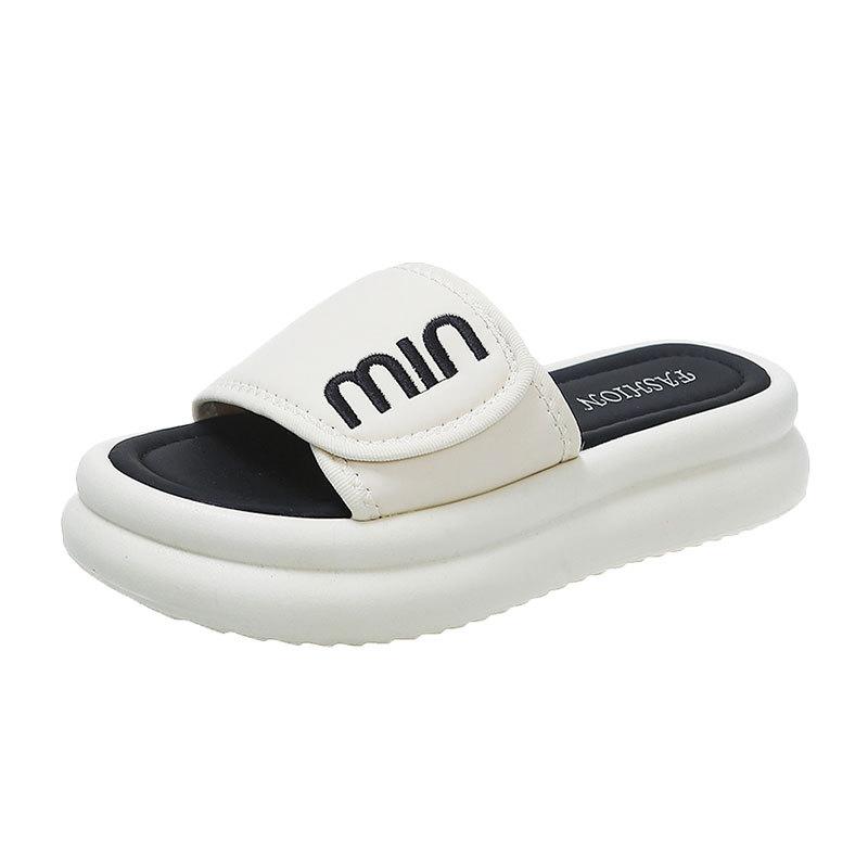 Thick-bottomed Shit-stepping Slippers Women's High-end 2025 New Summer Versatile Skirt Vacation Beach Sandals