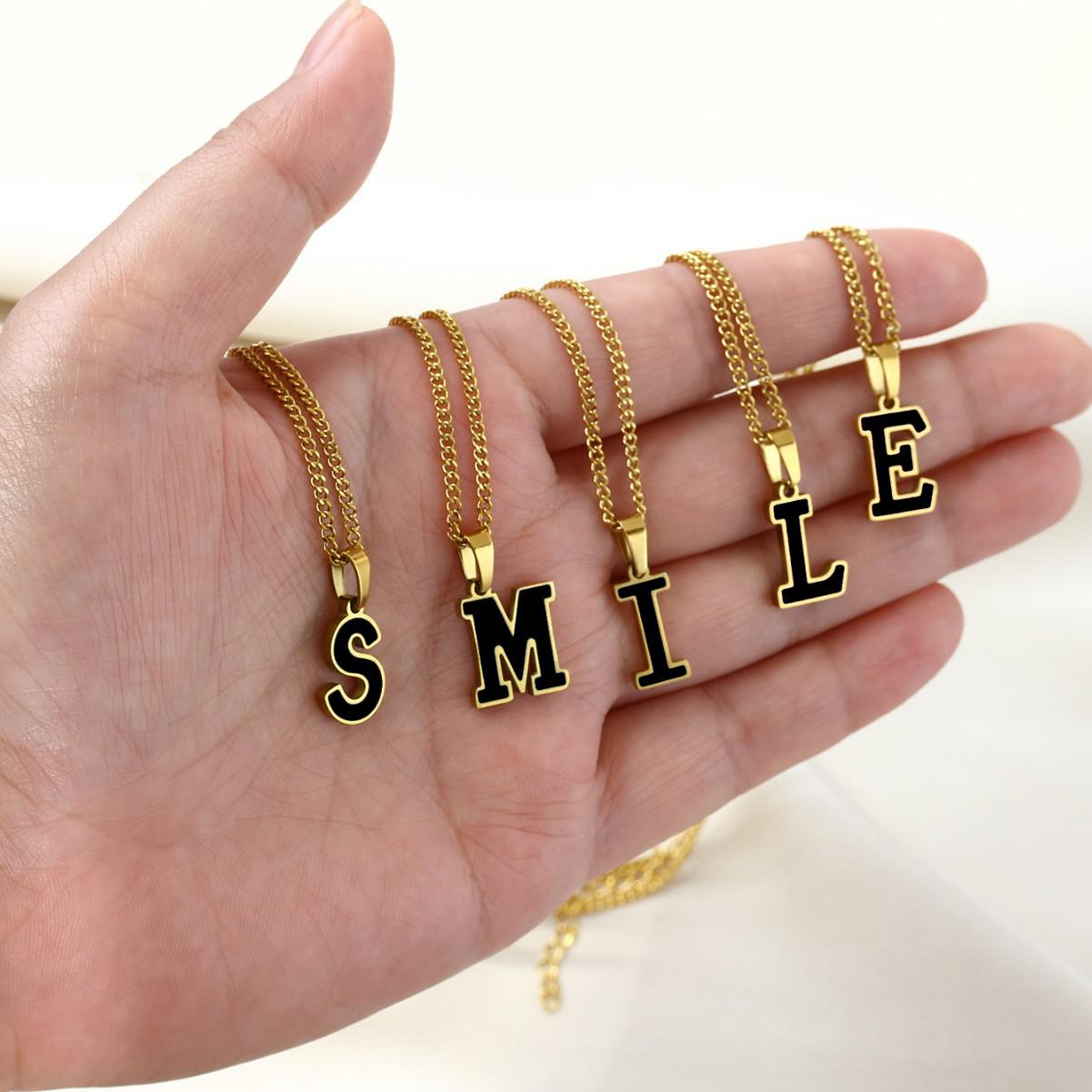 

Ожерелье-подвеска с инициалом из нержавеющей стали - Универсальное, популярное украшение