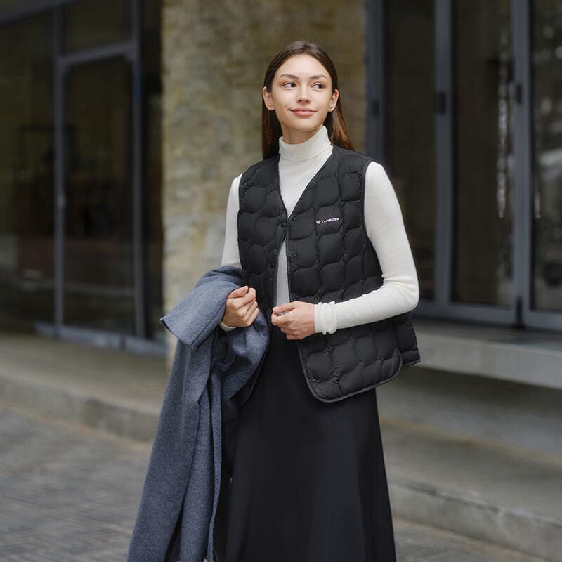 Tanboer Women's Lightweight V-Neck Down Vest TB5330106A