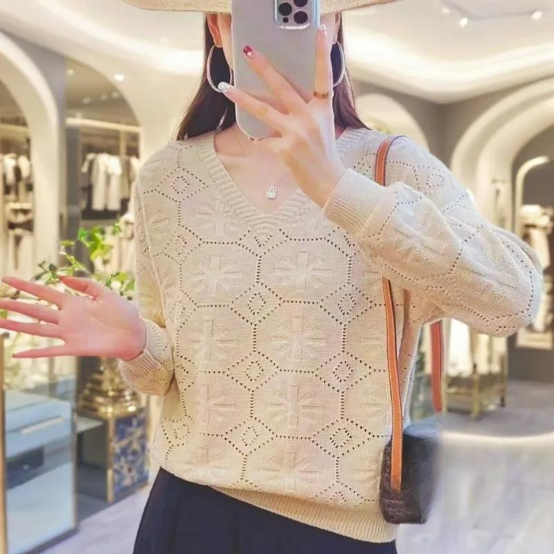 6XL Plus Size Sweater Women s V-neck Loose Pullover Early Autumn Cover Belly Hollow Chicken Heart Collar Winter Sweater 6XL бежевый 1590₽