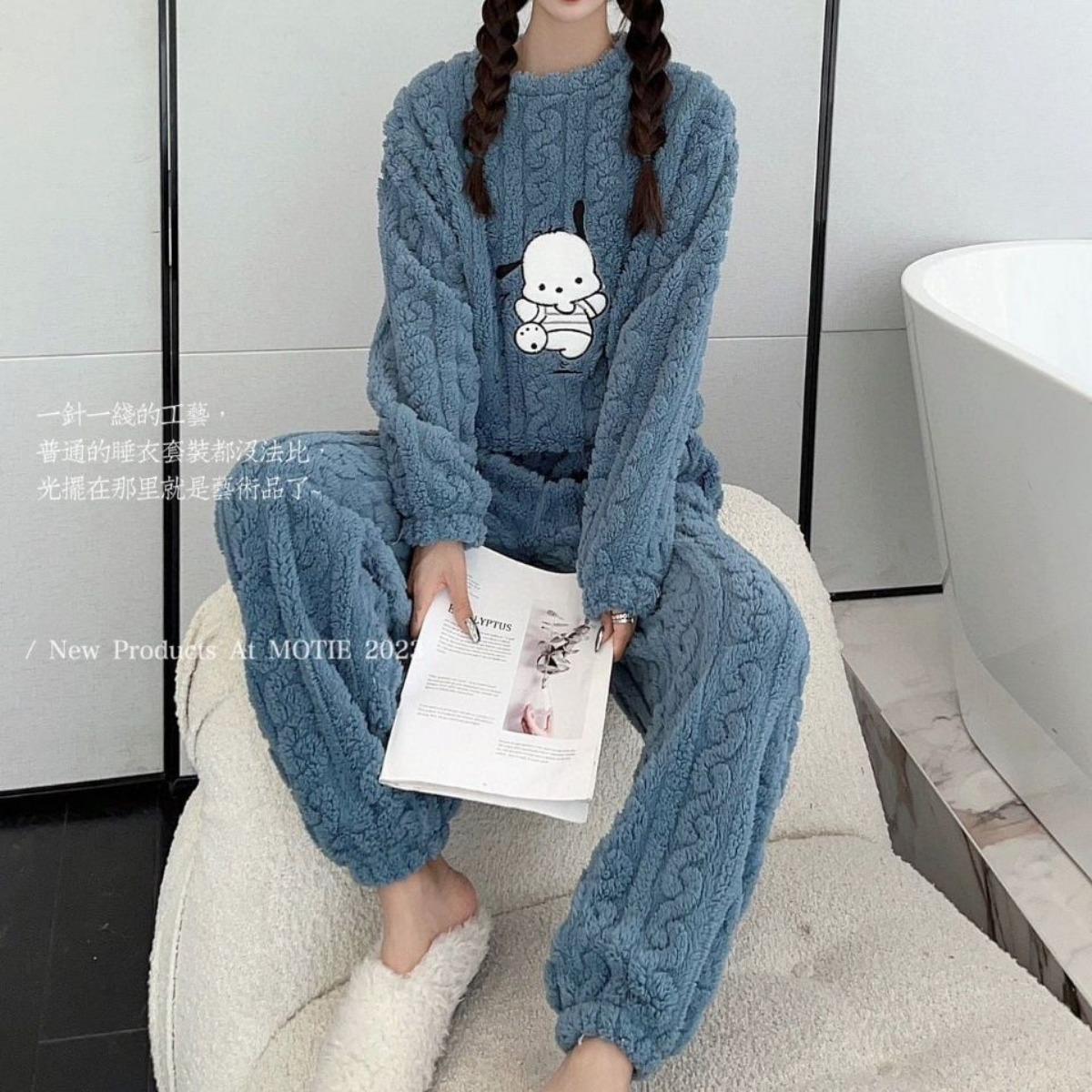 

Осенне-зимняя пижама из кораллового флиса для женщин, Толстая и теплая фланелевая длинная домашняя одежда, Модный кардиган большого размера one size