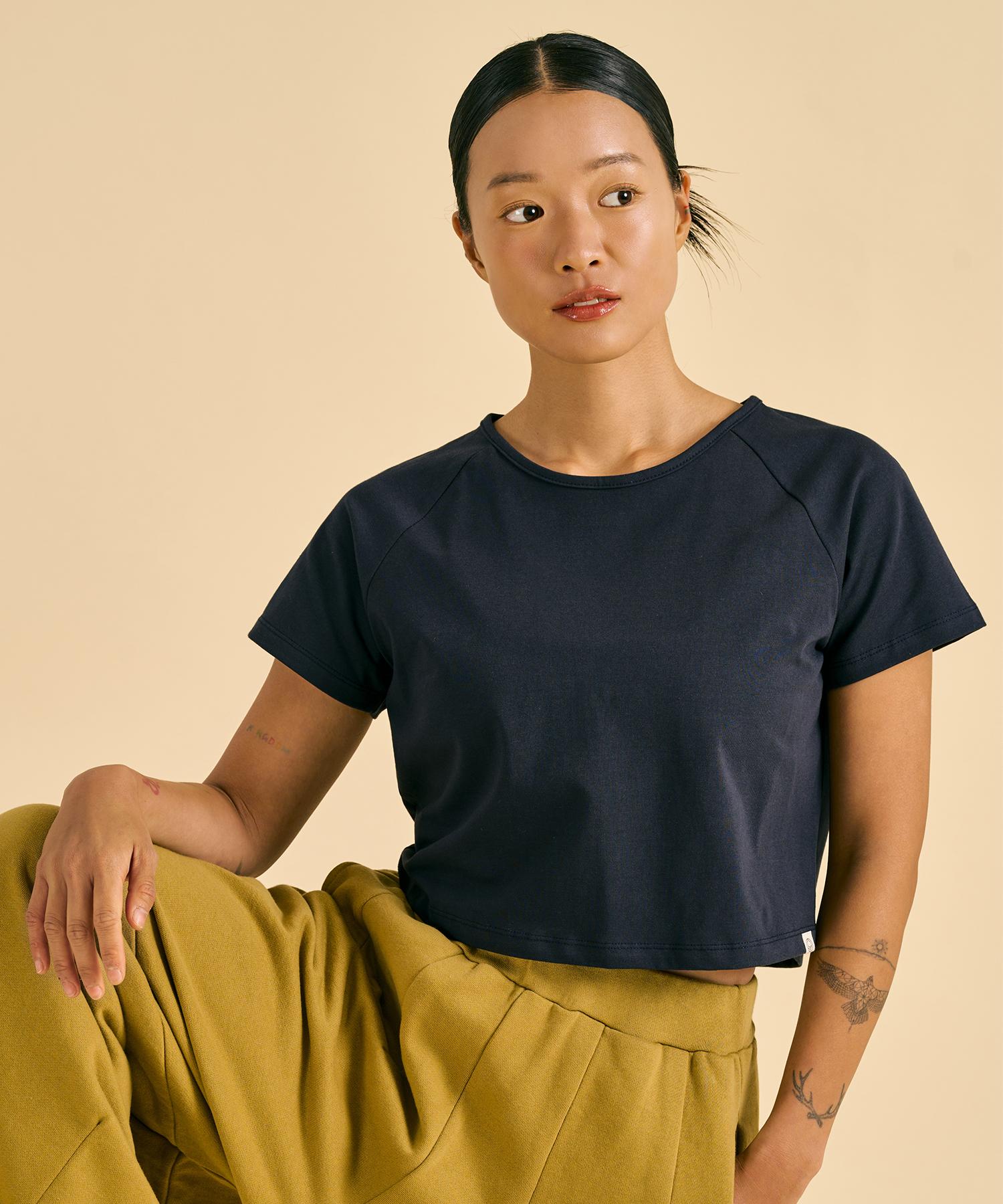 Diyani Surya Crop Top (Deep Sea) Free