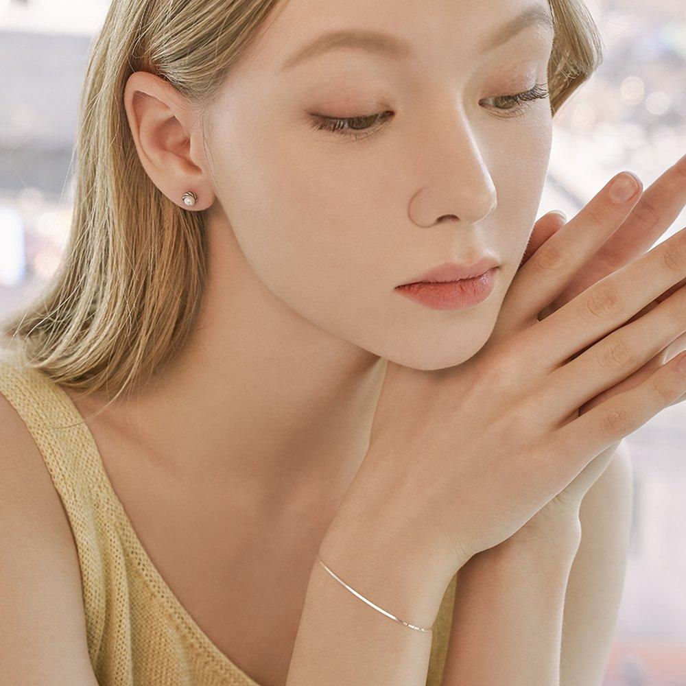 Mimi.J Jewelry 925 Silver Silky Snake Chain Bracelet