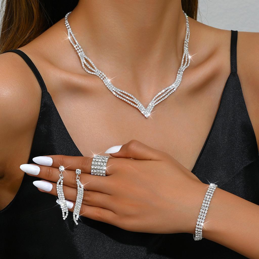 BLINGBAY Smykkesett for kvinner Søtt Romantisk Mote Bryllup Elegante Tilbehør Øredobber Halskjede Armbånd Sett Jenter Moderne Smykker Gave