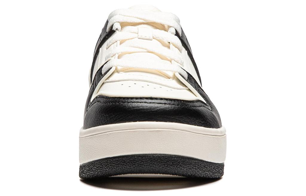 Li Ning Cheese Slip Resistant Low Top Skateboard Shoes Women's Black White AGCU104-4