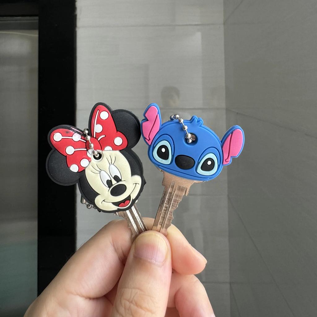1&2 Pcs Cartoon Keychain Stitch Minnie Key Chains Spider Cartoon Man Cat Key Cover Caps Car Keychain Key Ring Holder Women