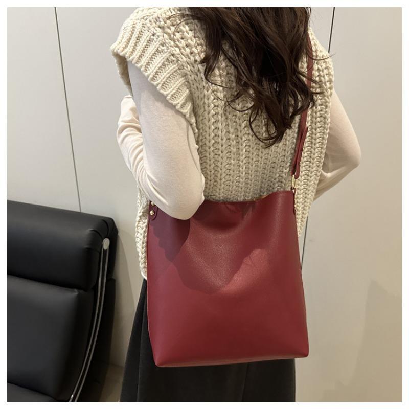 Large Capacity Retro Simple Korean Style Fashion Single Shoulder Crossbody Bucket Bag
