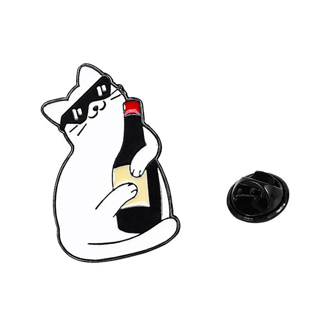 Enamel Cats Lapel Pin Fashionable Brooch for Clothes Bags Gift for Friends Festival Badge Backpack Decoration