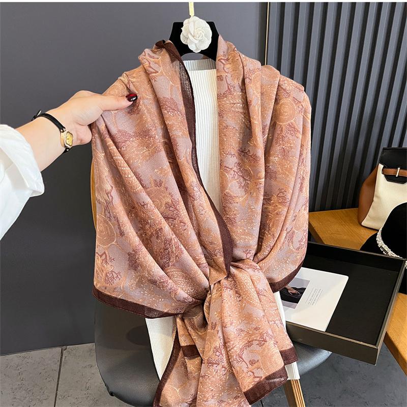New Spring Women Cotton Scarf Beach Hijab Shawls and Wraps  Luxury Brand Flower Female Foulard Echarpe Designer Bandana