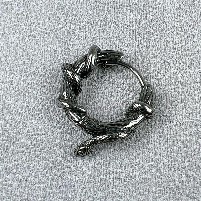Hiphop Punk Snake Tangled Hoop Earrings for Men Women Vintage Black Geometric Circular Ear Buckle Rock Rap Jewelry Gift