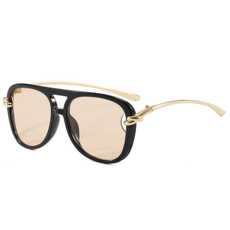 Stylish Sunglasses With Full Frame Design For Summer Travel And Parties