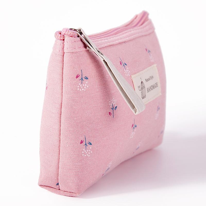 Stylish Printed Canvas Cosmetic Bag with Zipper Travel Toiletry Organizer Pouch for Women Hand Catch Storage Bag 17 11.5 Cm
