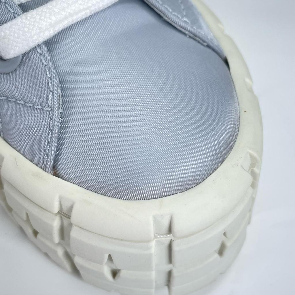 Tolle PRADA Sneaker Re-Nylon Doppelrad Dreieckslogo blau Nylon Damen 35.5 1E260M Gebraucht