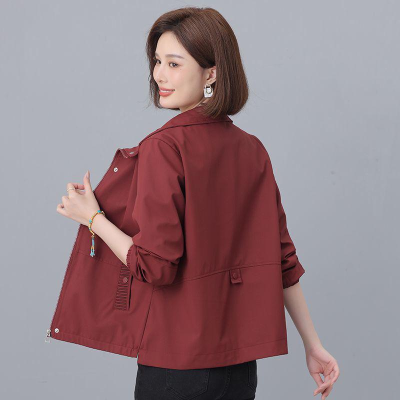 Spring/Autumn 2025 Women's Plus Size Loose Trench Coat - Fashionable Short Jacket for Middle-Aged Moms