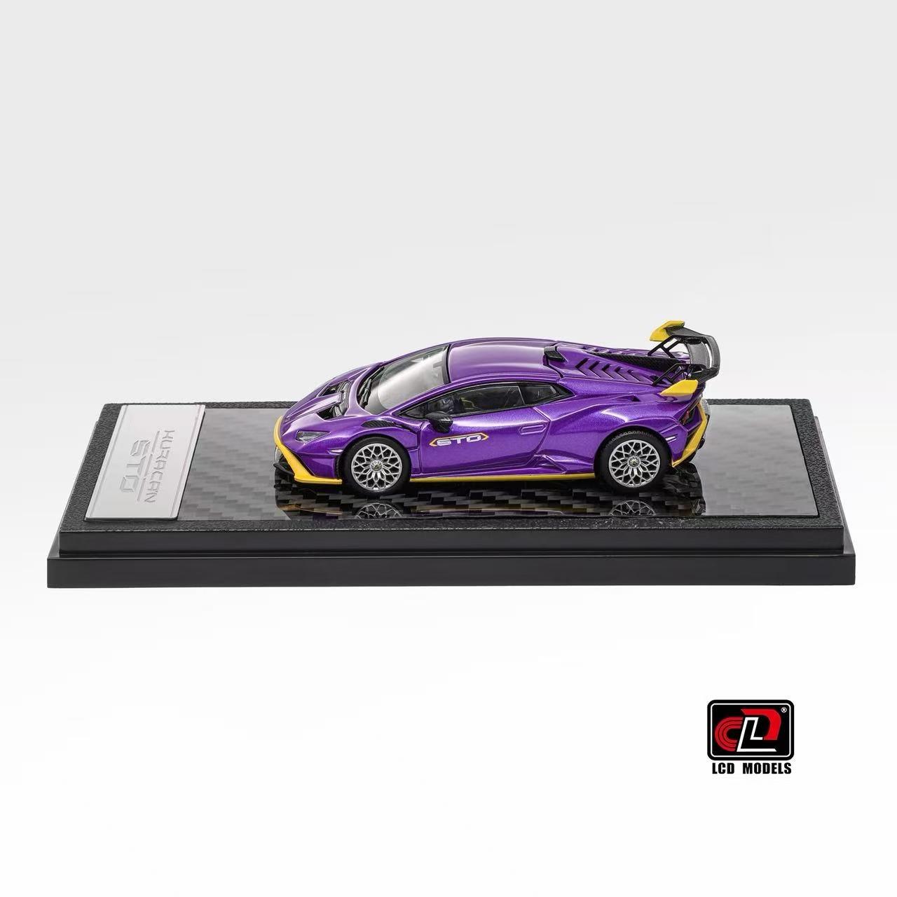 

LCD 1:64 High-end Collector s Edition Huracan STO car model, Carbon Fiber Base + Windowed Color Box Packaging фіолетовий