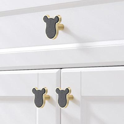 Accesorios y piezas para muebles – Manijas de las puertas
