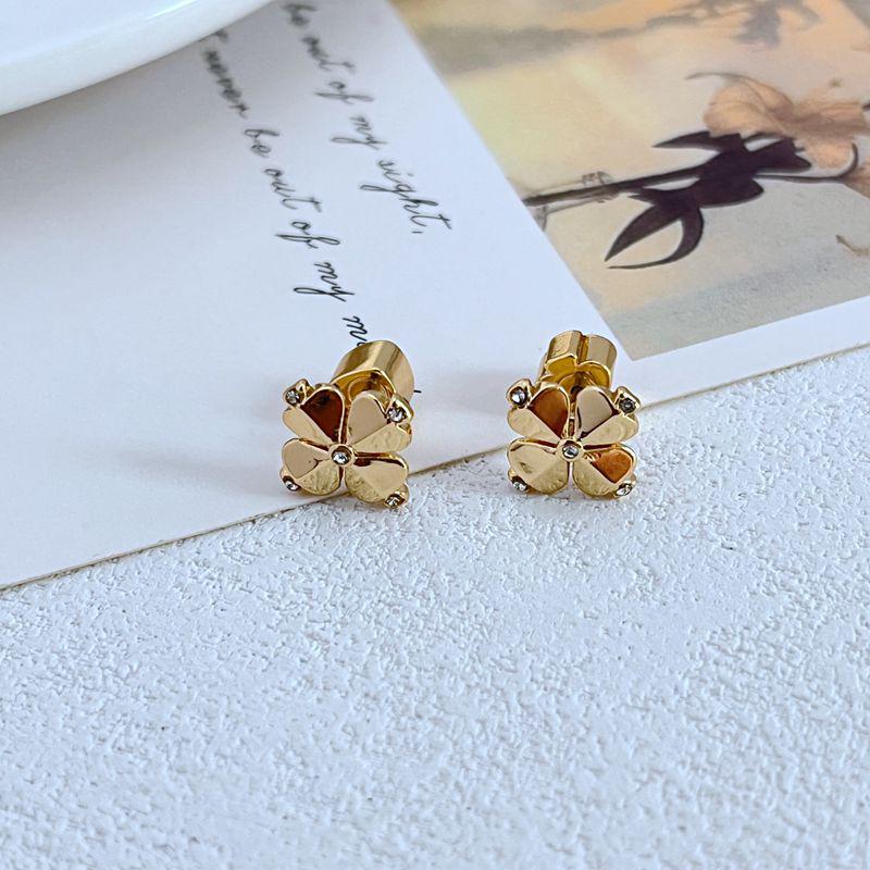 Minimalist Four-Leaf Clover Metal Stud Earrings