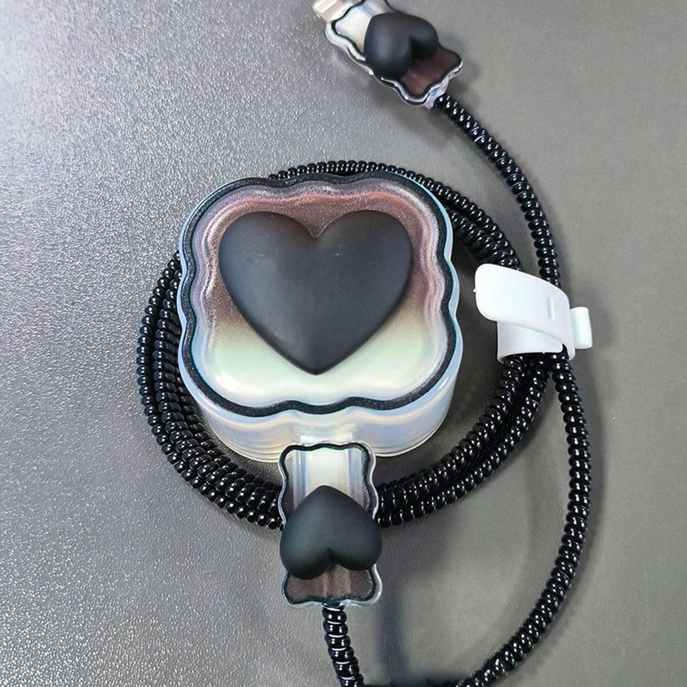 4 w 1 Love Heart Charger Cable Protector Case do iPhone'a 15 14 11 16 18 W 20 W Ładowarka Głowica Ochronna Pokrywa Akcesoria Winder