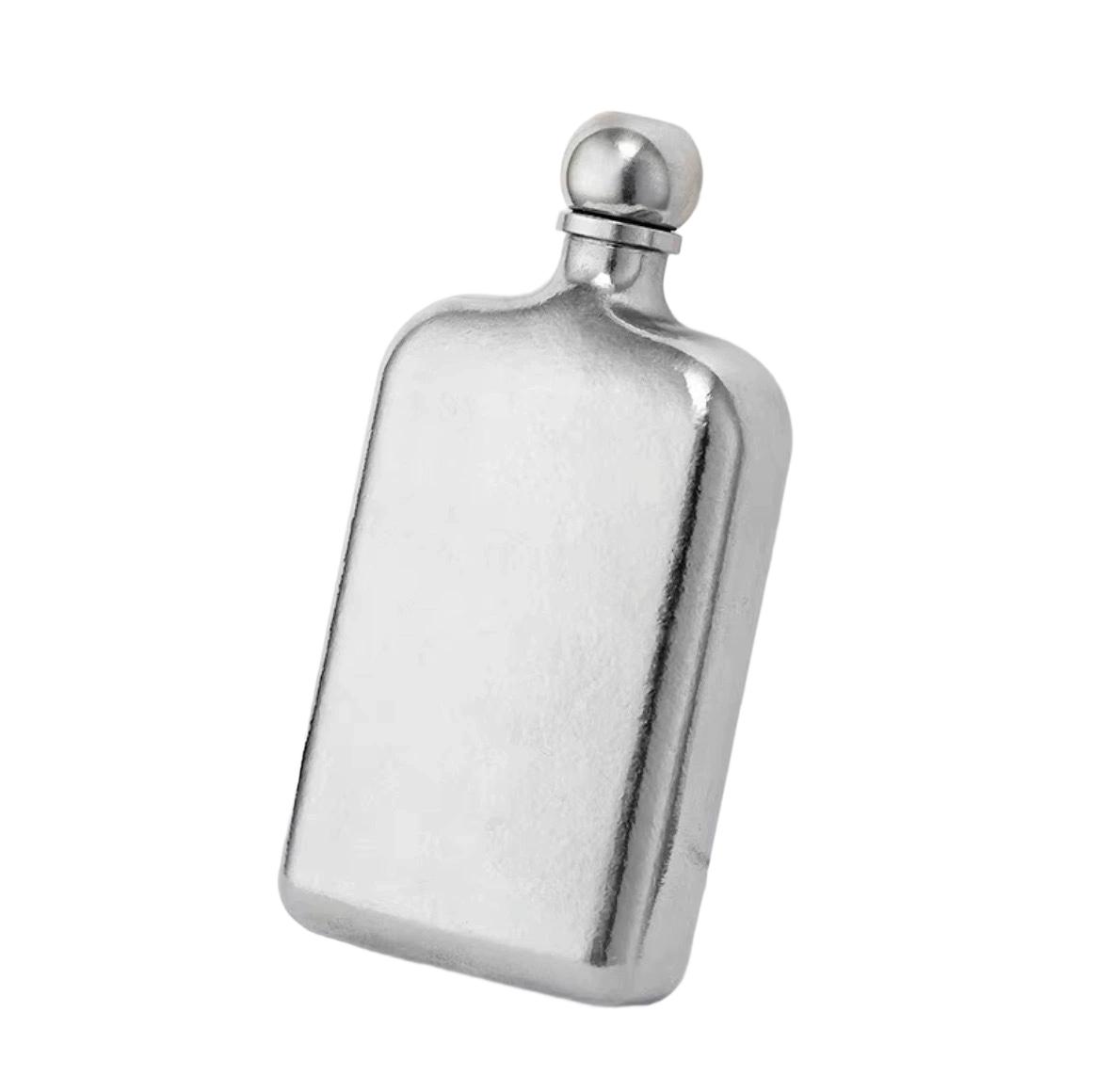 

Pure Titanium Wine Pot 230ml/8oz Lightweight Whisky Hip Flask Antibacterial Mildew Resistant Outdoor Travel Bottle for Wine серебряный