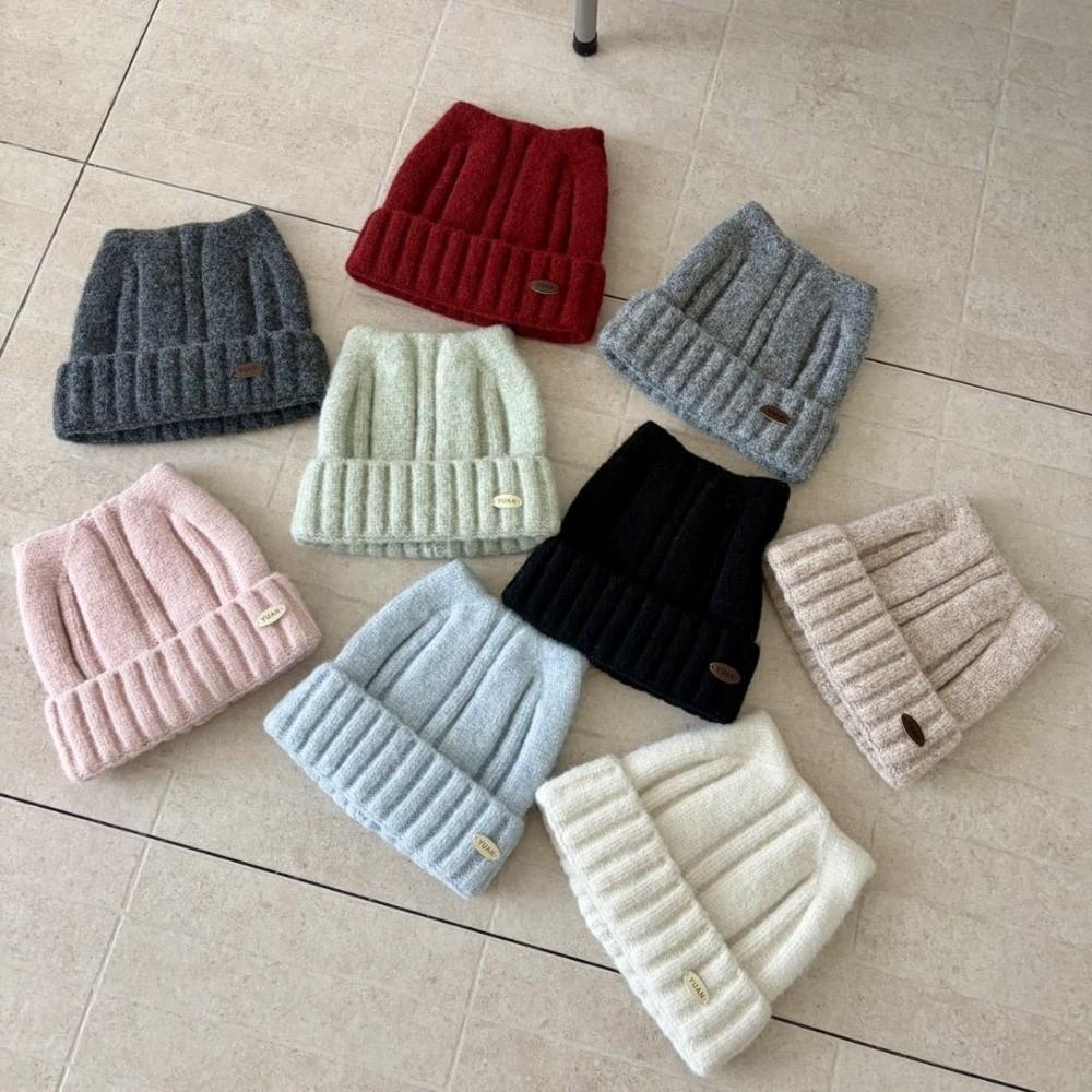 Solid Color Stretchy Beanie Hat Polyester Winter Warm Hat Classic Ribbed Knitted Beanie For Women