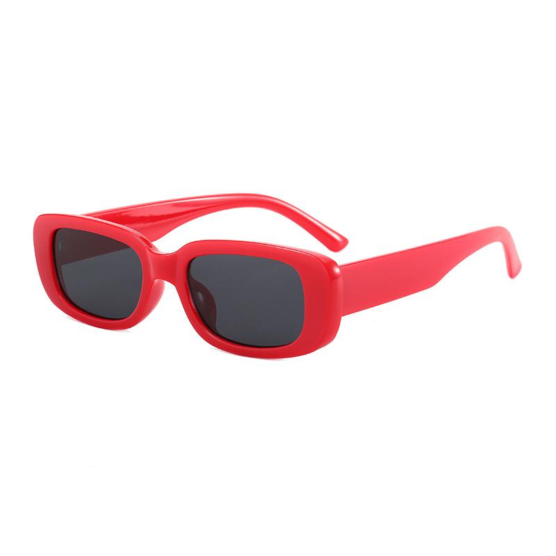 Neue trendige Sonnenbrille mit kleinem Rahmen, quadratische Jelly-Farbe, modische Street-Shot-Sonnenbrille, hochwertige Damen-Sonnenbrille