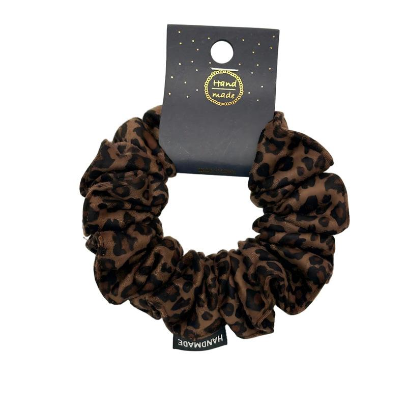 Cool Leopard Print Large Hair Scrunchie Soft Fabric Elastic Hair Ring Fashion Style Ponytail Holder Women Girls Hair Ornament