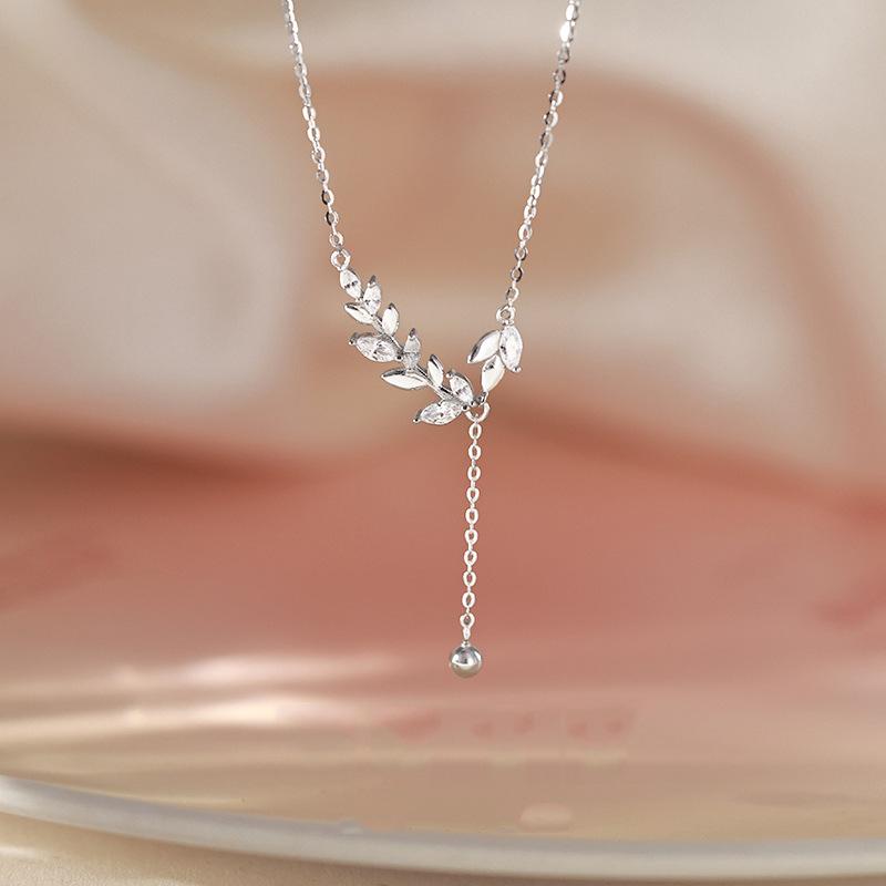 Diamond-Encrusted Wheat Ear Necklace Design Sense Lucky Tassel Long Leaf Pendant Collarbone Chain
