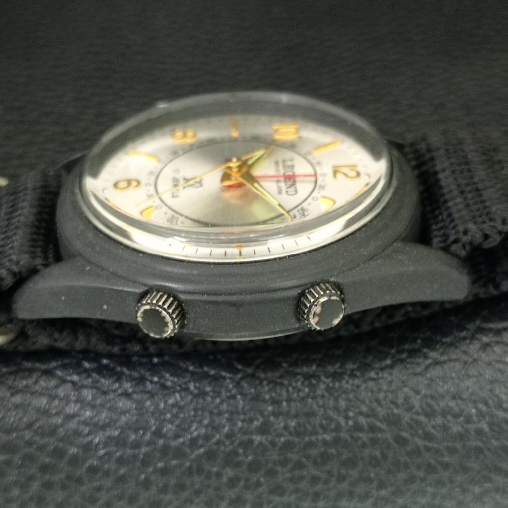 REFURBISHED VINTAGE LEGEND HAND-WINDING SWISS MENS ALARM WATCH A707543-1