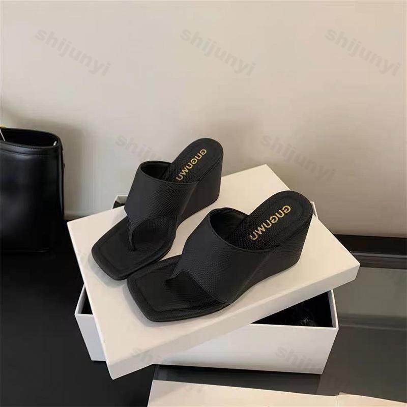 Fashion Niche Design 2025 Spring New Women's Fashion Slope Heel Open Toe Flip Flops Comfortable Slip on Elegant Slippers Concise Sandals