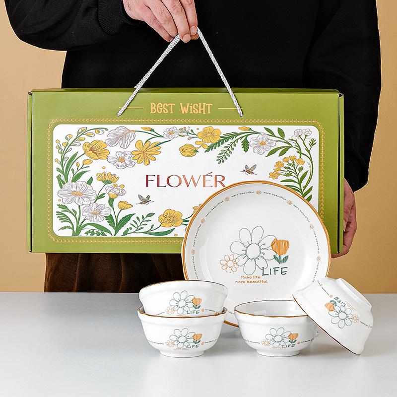 Pastoral Ceramic Tableware Gift Set: Rice Bowl, Spoon, and Chopsticks