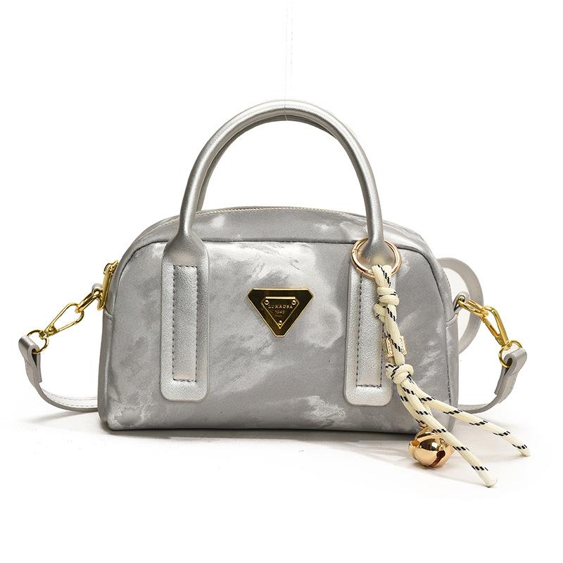 Handbag Women's New Shoulder Messenger Bag