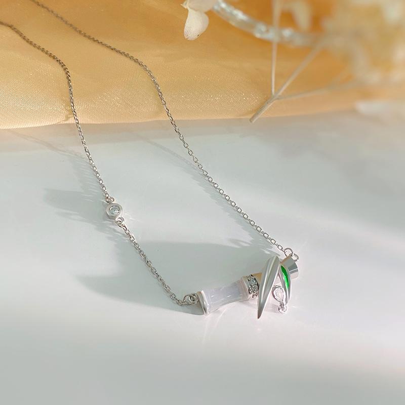 Exquisite White Jade Marrow, Bamboo Leaf, and Bamboo Knot Necklace, Female Chinese Style, Elegant Elegance, Clavicle Chain