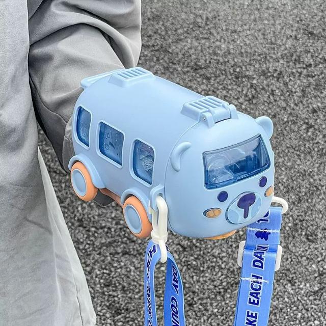 

Милая чашка-машинка с трубочкой для питья в помещении и на улице, пластиковая кружка большой вместимости для летних напитков, бутылки для воды синий