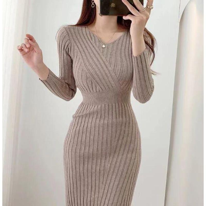 Dress Hong Kong Style Sexy V-neck Waist Hugging Slim fit Sheath Long sleeve Knitted dress Sexy Knit Dress