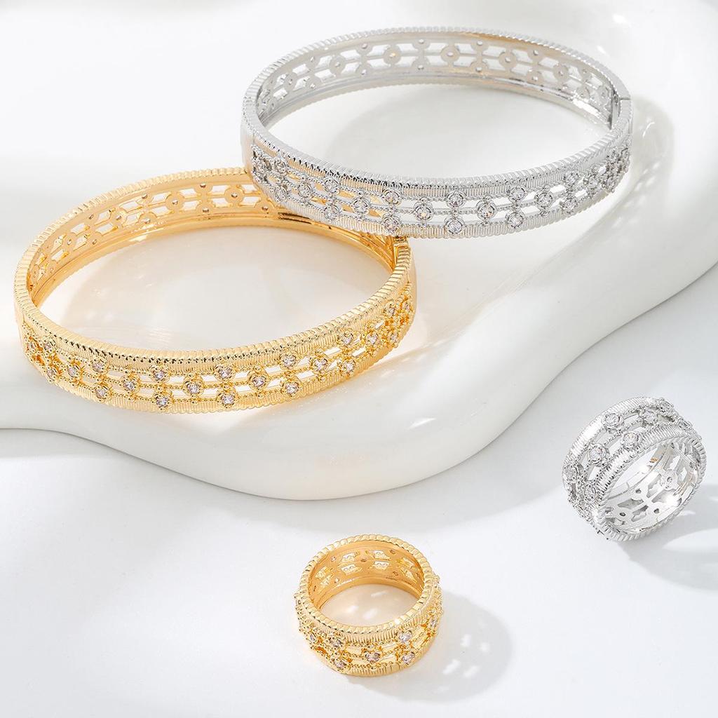 Elegant European Hollow Rhinestone Bracelet & Ring Set