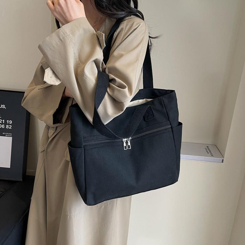 Stylish Street Fashion Large Capacity Canvas Tote Bag For Women With Inner Pocket