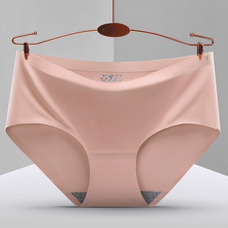 Breathable Women's Seamless Ice Silk Mid-Waist Briefs