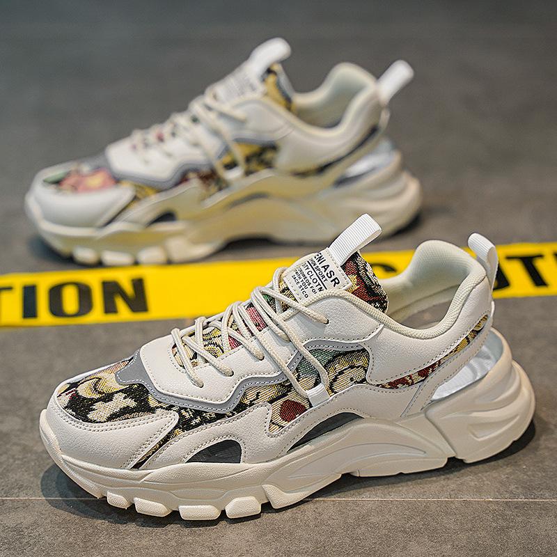 

Men s shoes 2025 new spring trend breathable deodorant feet casual trendy shoes youth fashion outdoor sports sandals 44 бежевый