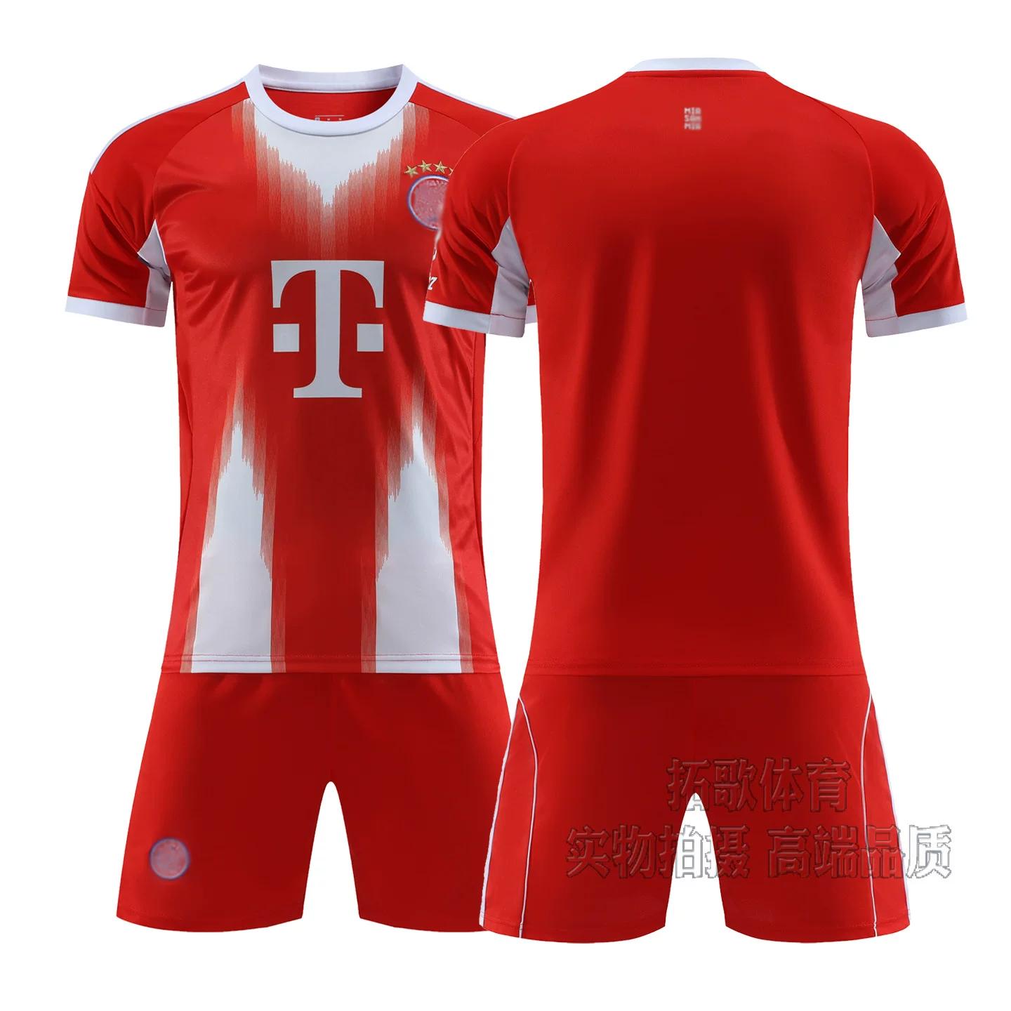 2526 Bayern Munich Home Football Jerseys Red 20